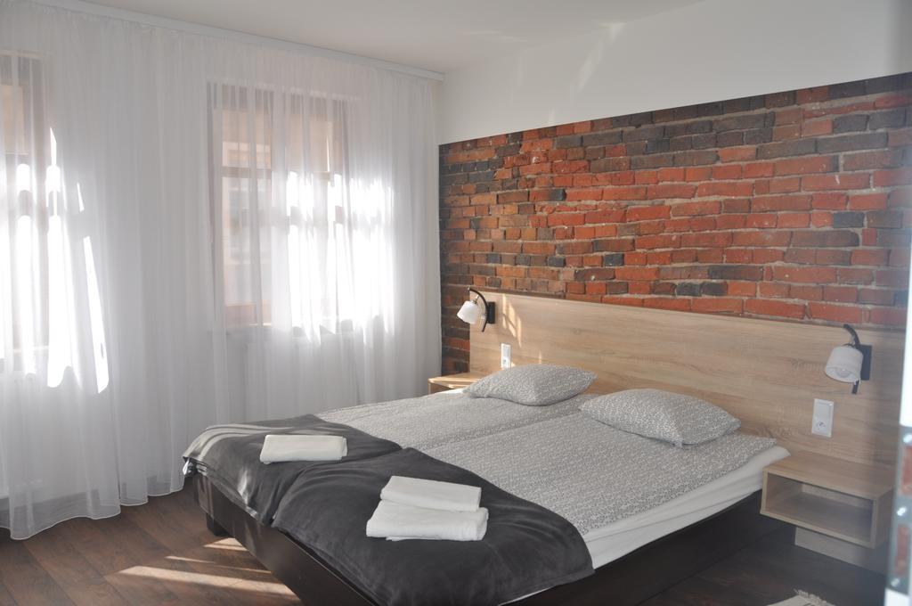 זיילונה גאורה Apartamenty Przy Starowce מראה חיצוני תמונה