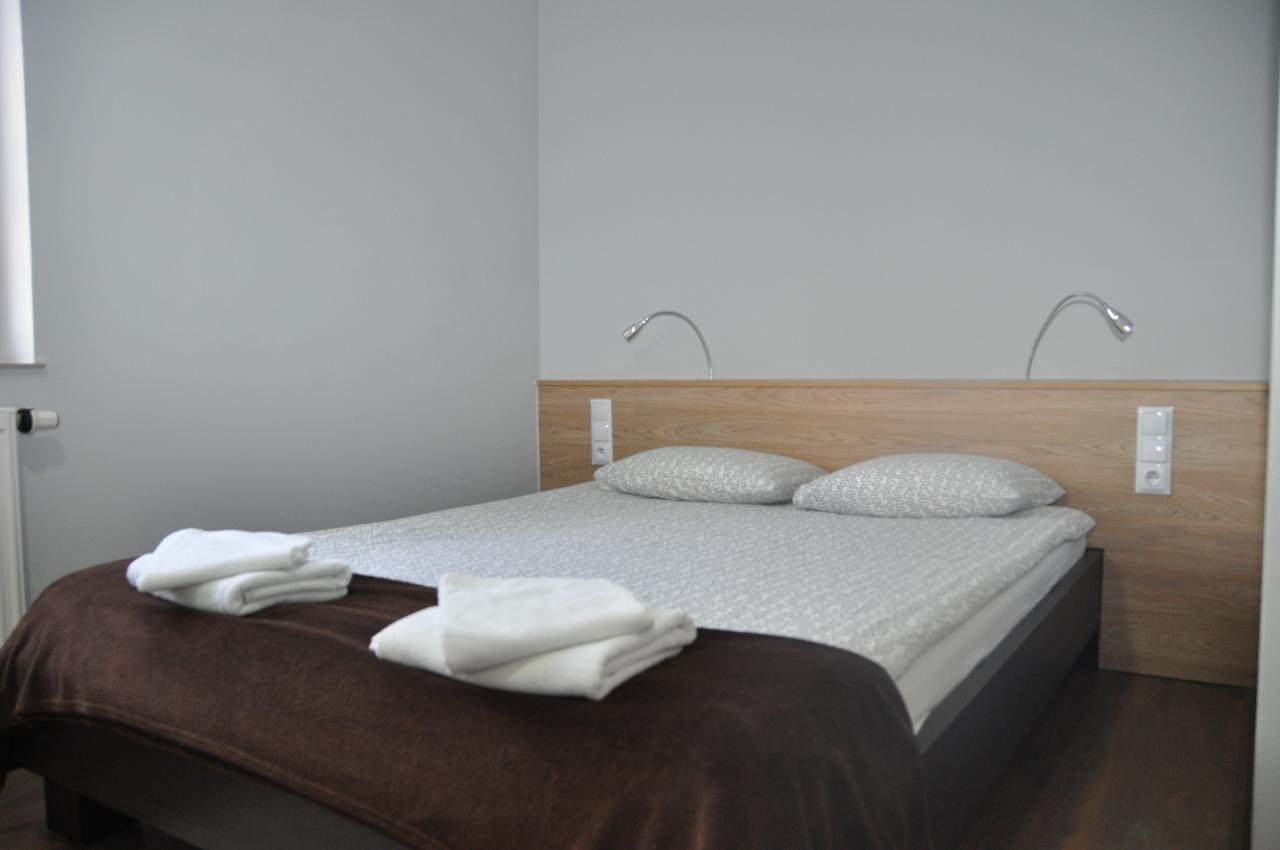 זיילונה גאורה Apartamenty Przy Starowce מראה חיצוני תמונה